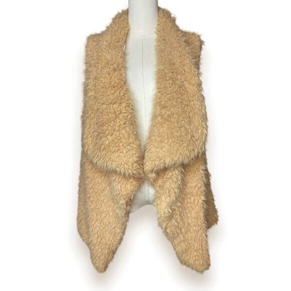 Janice Apparel Jackets & Blazers - Shaggy Faux Fur Vest Camel Tan Indie Sleaze Boho Rocker Vibe Size OS